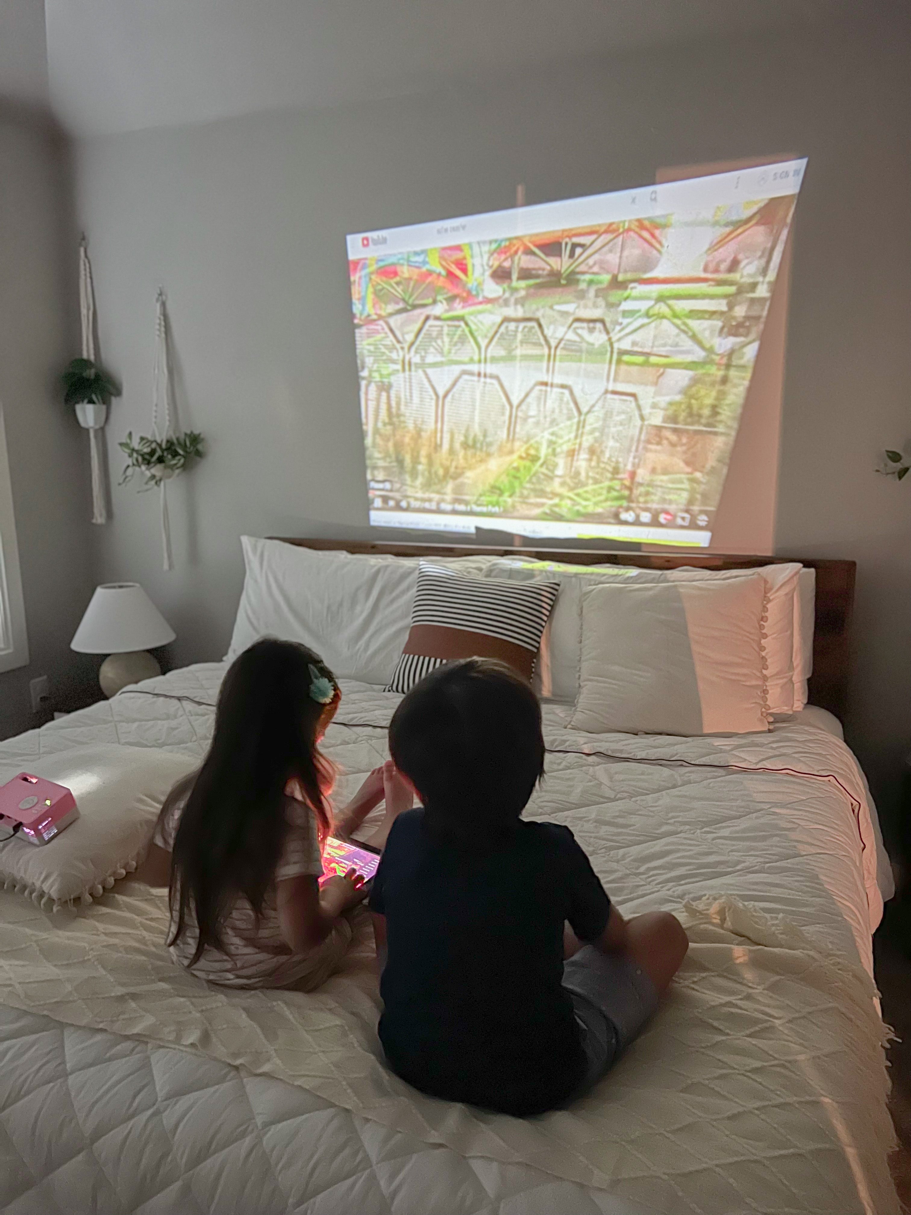 Porto Projector™ -  Kids HDMI Portable Mini Movie Projector
